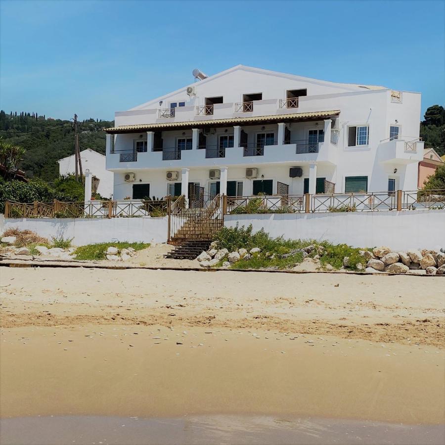 Nereides Apartments Ájos Górdios Eksteriør bilde